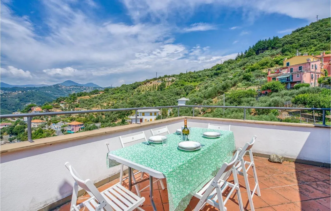 Awesome Home In Moneglia With Kitchen