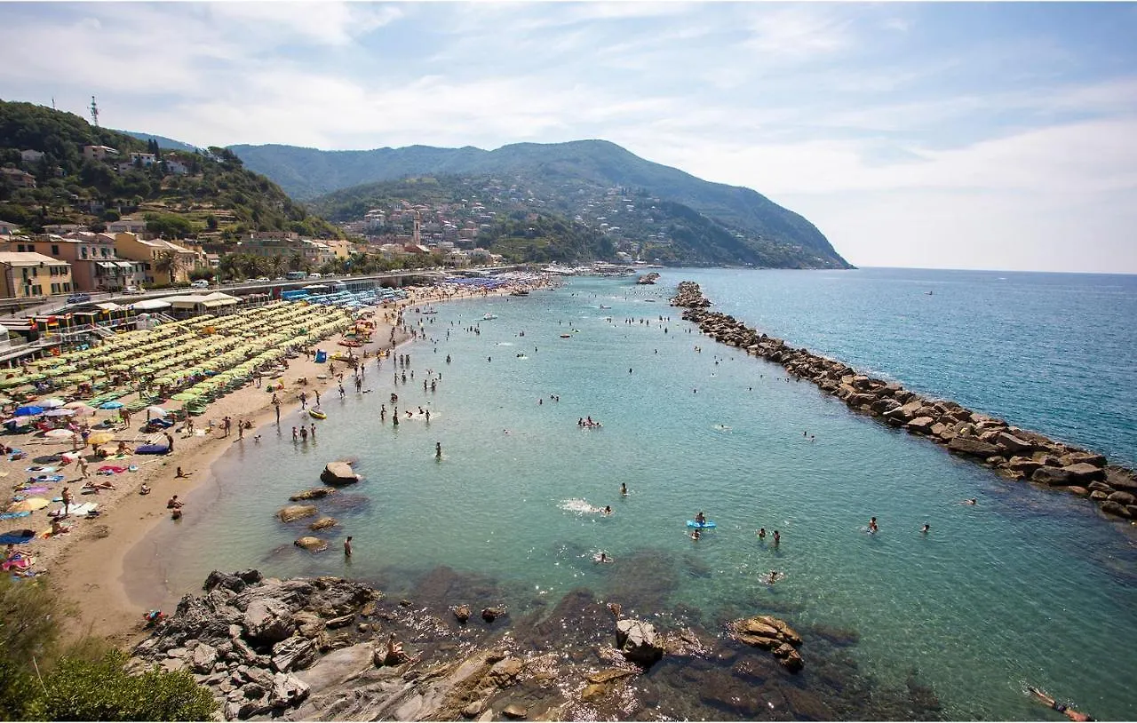 Holiday home Awesome Home In Moneglia With Kitchen