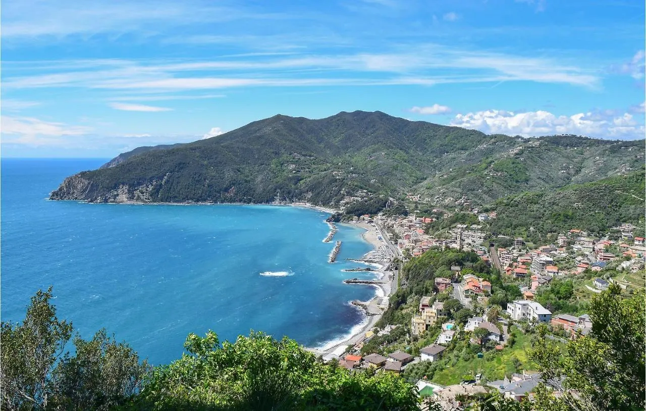 Awesome Home In Moneglia With Kitchen Holiday home