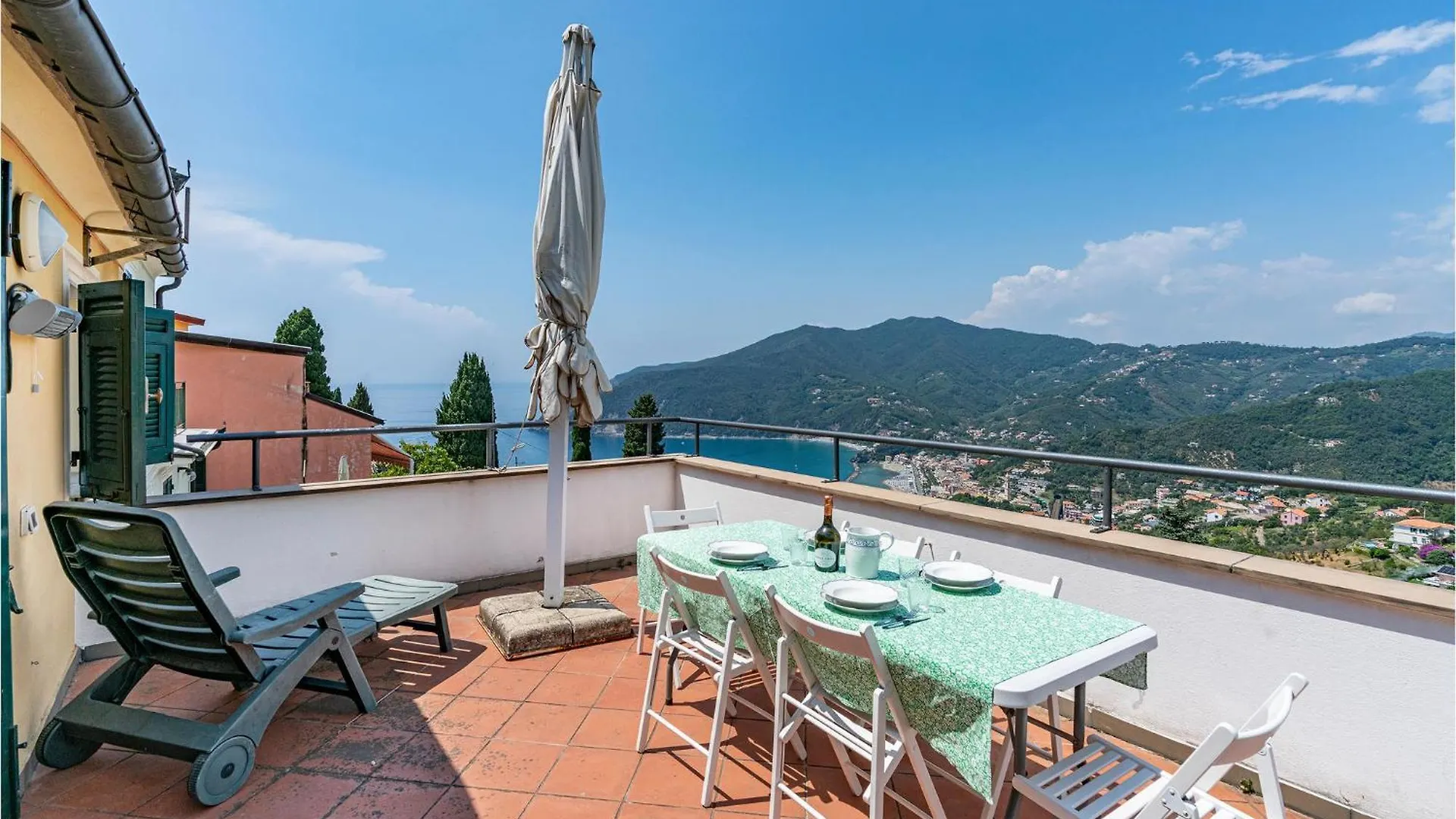 Holiday home Awesome Home In Moneglia With Kitchen